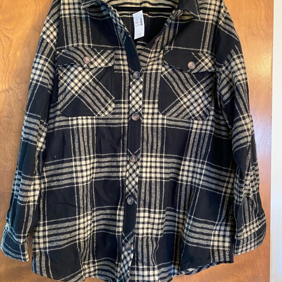 Maurice’s shacket new with tags size xl - Picture 1 of 4